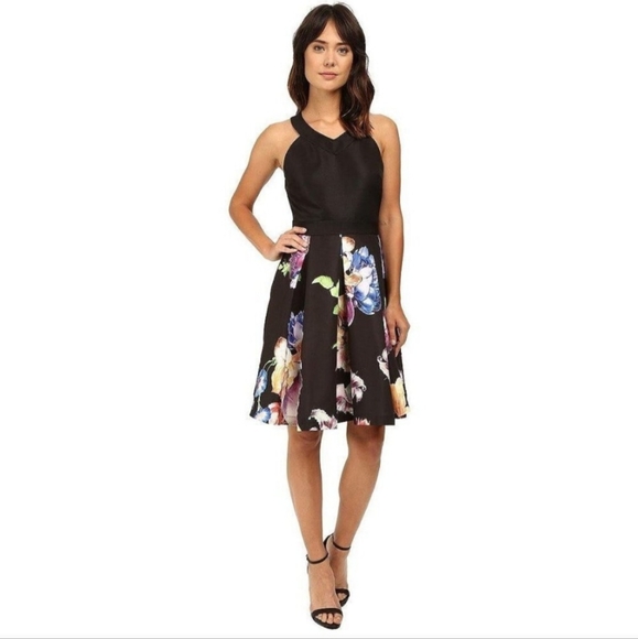 Ted Baker London Black Floral Illusia Pleated Dress - Ted 1/US 4 - Picture 3 of 16